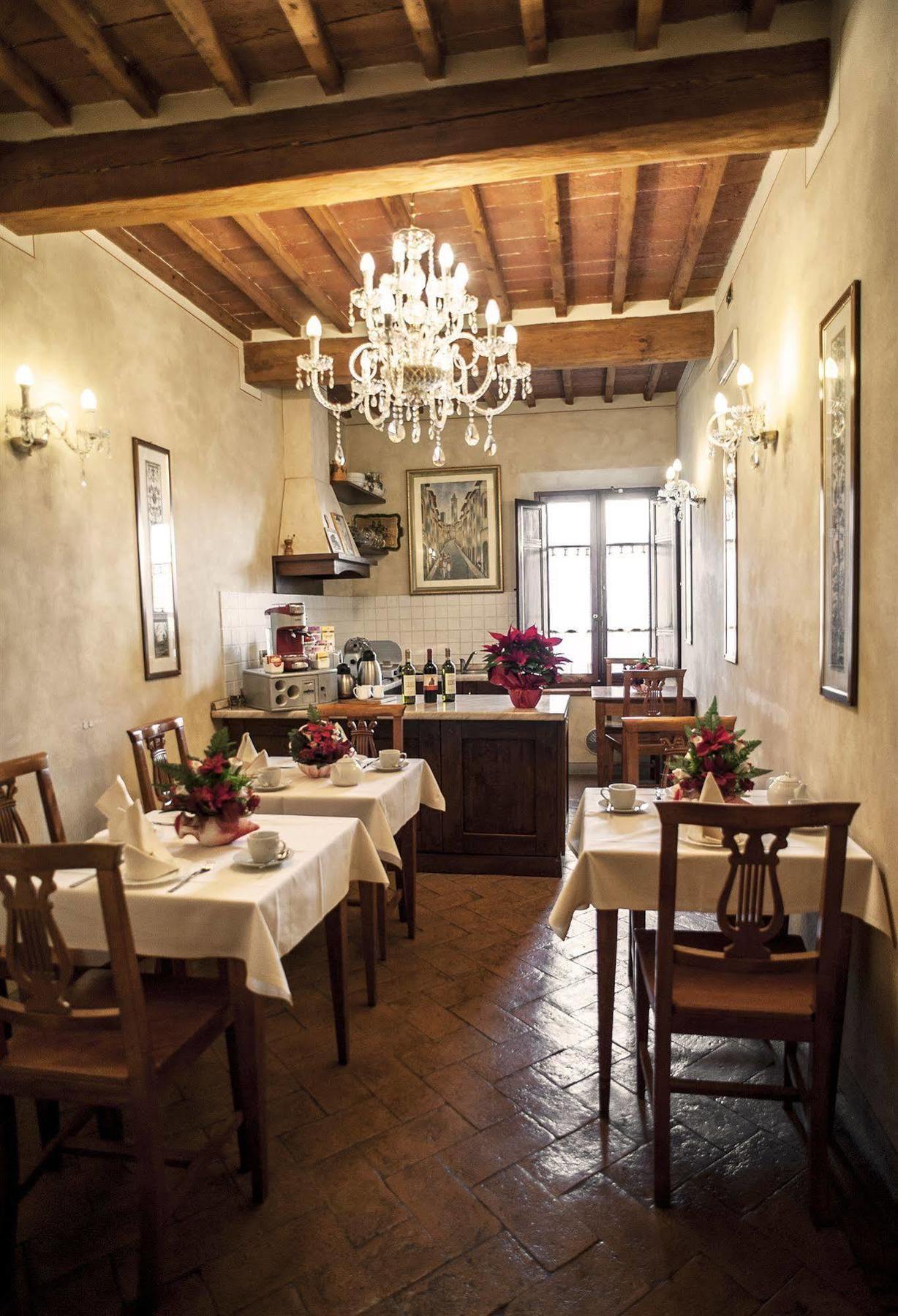 B&B Palazzo Al Torrione 2 San Gimignano Exterior foto